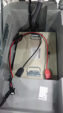 Поломоечная машина Comac Innova Comfort 85 B Manual (200Ач, Li)