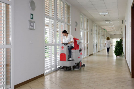 Поломоечная машина Comac Innova 85 B (144Ач, Li)