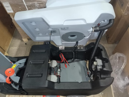 Поломоечная машина KRUGER K7R/660 (100Ач, Li-ion)