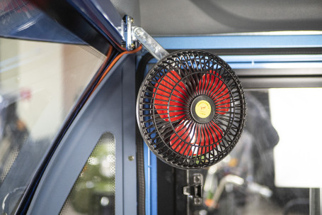 Трицикл электрический Rutrike КАРГО Кабина Дуал (черный)