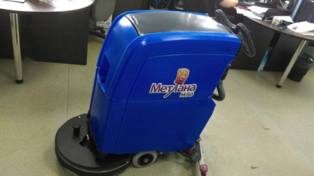 Поломоечная машина МЕТЛАНА М50BT (50Ач, Li-Ion)