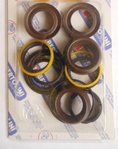 Ремкомплект Bertolini KIT275 (упл. плунжеров, RB-P)