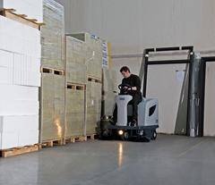 Подметальная машина Nilfisk SR 1101 B