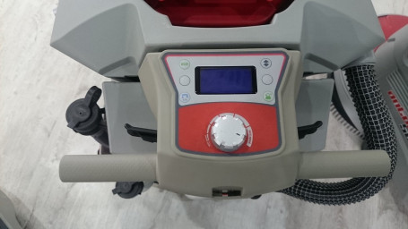 Поломоечная машина Comac Versa 65 BT