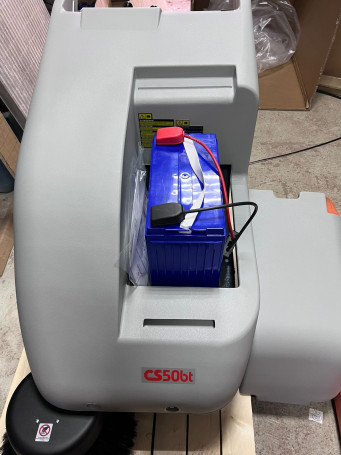 Подметальная машина Comac CS 50 Bt