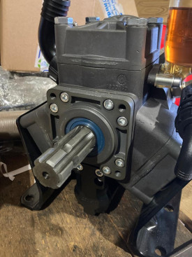 Мембранный насос AR 813 AP C/C (NBR, 50 бар, 79.9 л/мин, ВОМ 1"⅜)