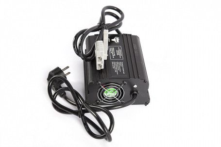 Зарядное устройство RuTrike (24В, 10A, AGM/GEL)