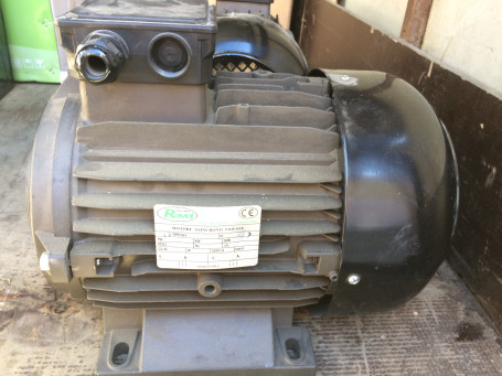 Электродвигатель RAVEL 11095А (6.2кВт, 380В, 1450об/мин, п.в. 24мм, Dфл 87мм, H112)