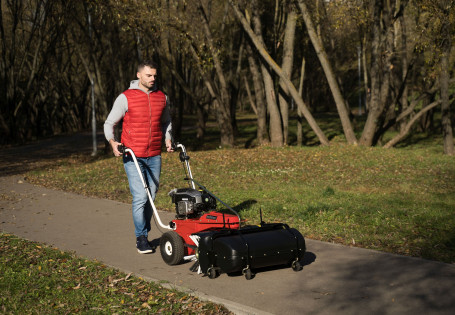 Подметальная машина Tielbuerger TK17 (Honda GCV160)