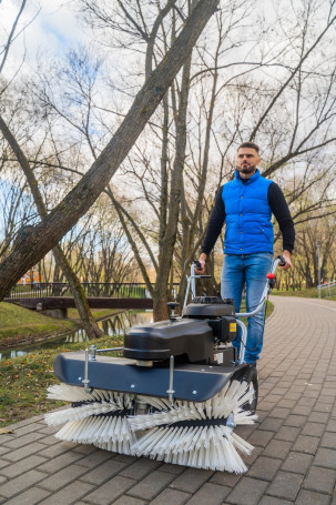 Подметальная машина Limpar 78 Honda