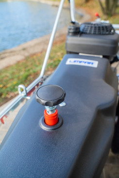 Подметальная машина Limpar 84 PRO Honda (сегментная щетка)