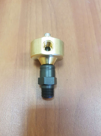 Вращающий держатель PA URF180 (250бар, 30л/мин, 1/4ш-1/8г, 700об/мин)