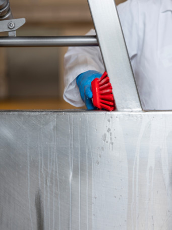 Щетка ручная XL Vikan (230мм, супер жесткий, красный) (38944)