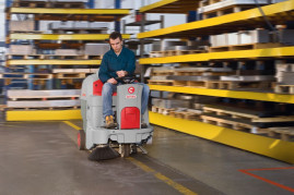 Подметальная машина Comac CS 700 H FP