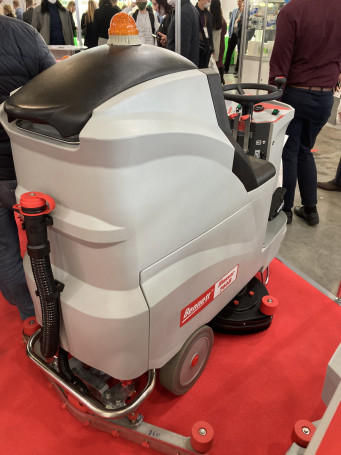 Поломоечная машина Bennett Hussar H760b