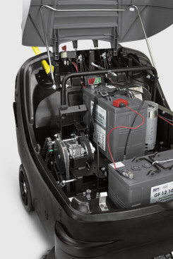 Подметальная машина Karcher KM 85/50 WP