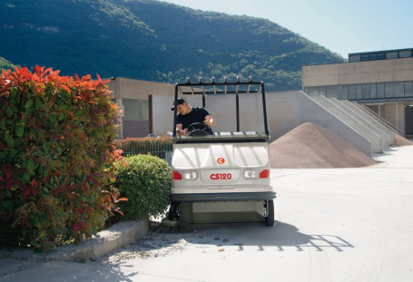 Подметальная машина Comac CS 120 D