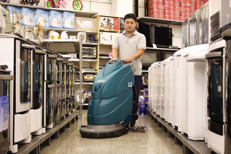 Поломоечная машина Tennant L2