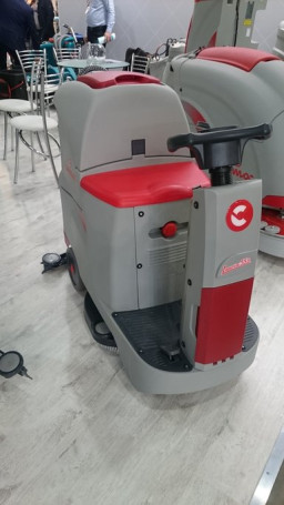 Поломоечная машина Comac Innova 55 B