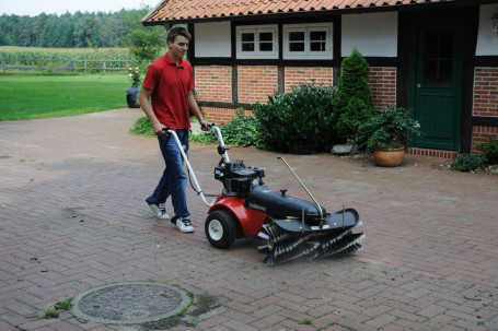 Подметально-уборочная машина Tielbuerger TK48 (B&amp;S)