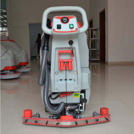 Поломоечная машина Bennett Smart S510bt PRO (60Ач, Li)