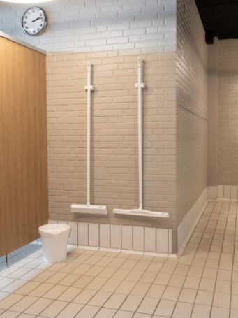 Комплект Vikan щетка с совком (330мм, белый)