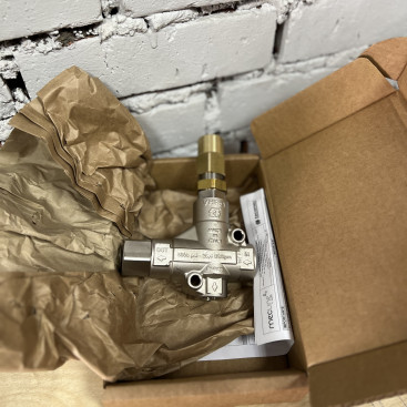 Регулятор давления Mecline VHP51 (500бар, 100л/мин, 1/2&quot;г-1/2&quot;г, By-pass 1/2&quot;г, никел.лат)