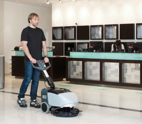 Поломоечная машина Nilfisk SC 351