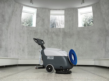 Поломоечная машина Nilfisk SC400 43E