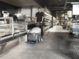 Поломоечная машина Nilfisk SC400 43E