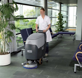 Поломоечная машина Nilfisk CA 451