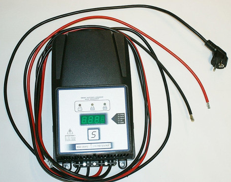 Зарядное устройство  SPE CBHF2 (12-48В, 15-30А, prog)